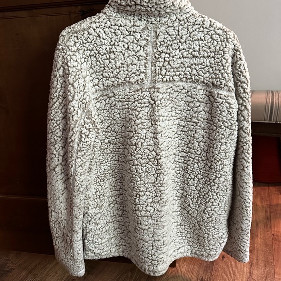 Sherpa pullover - Picture 3 of 3
